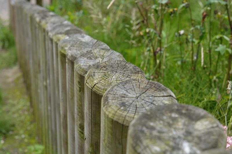 clôture de jardin en bois